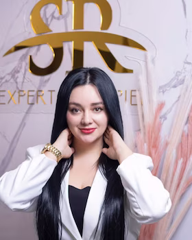 Stefannia Rincon, Directora de SR EXPERTOS EN PIEL