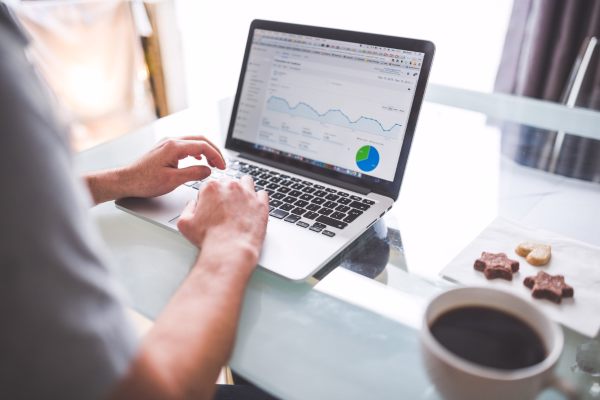 Google Ads Colombia campañas efectivas intención compra tráfico