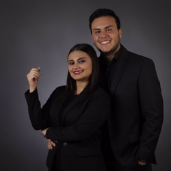 Equipo de Since Marketing especializado en autoridad digital para servicios profesionales